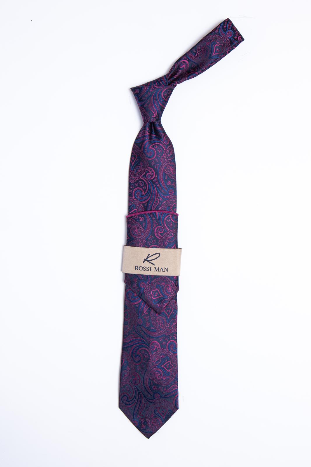 "A Tie that Embodies Tradition, Elegance, and Modern Sophistication"