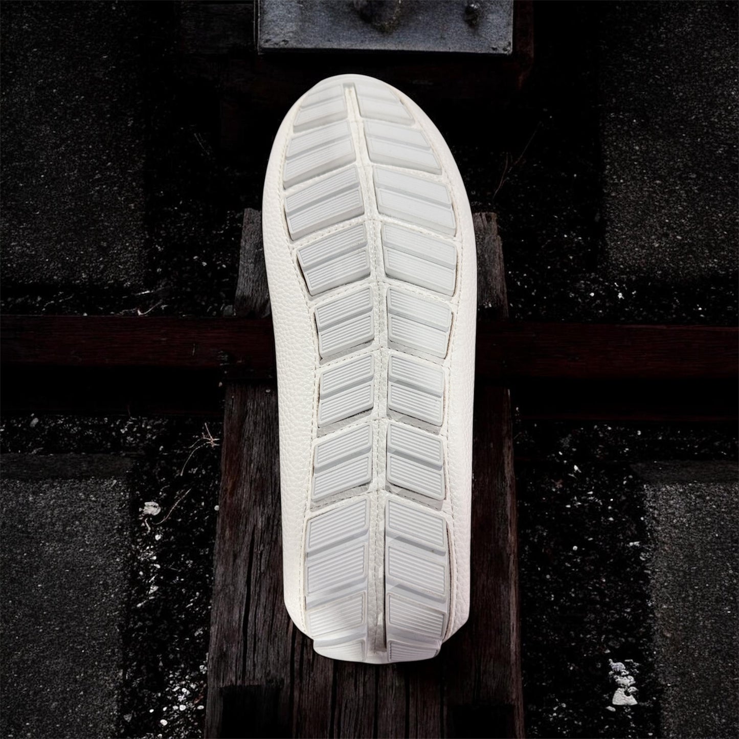 Men’s Classic White Leather Loafer