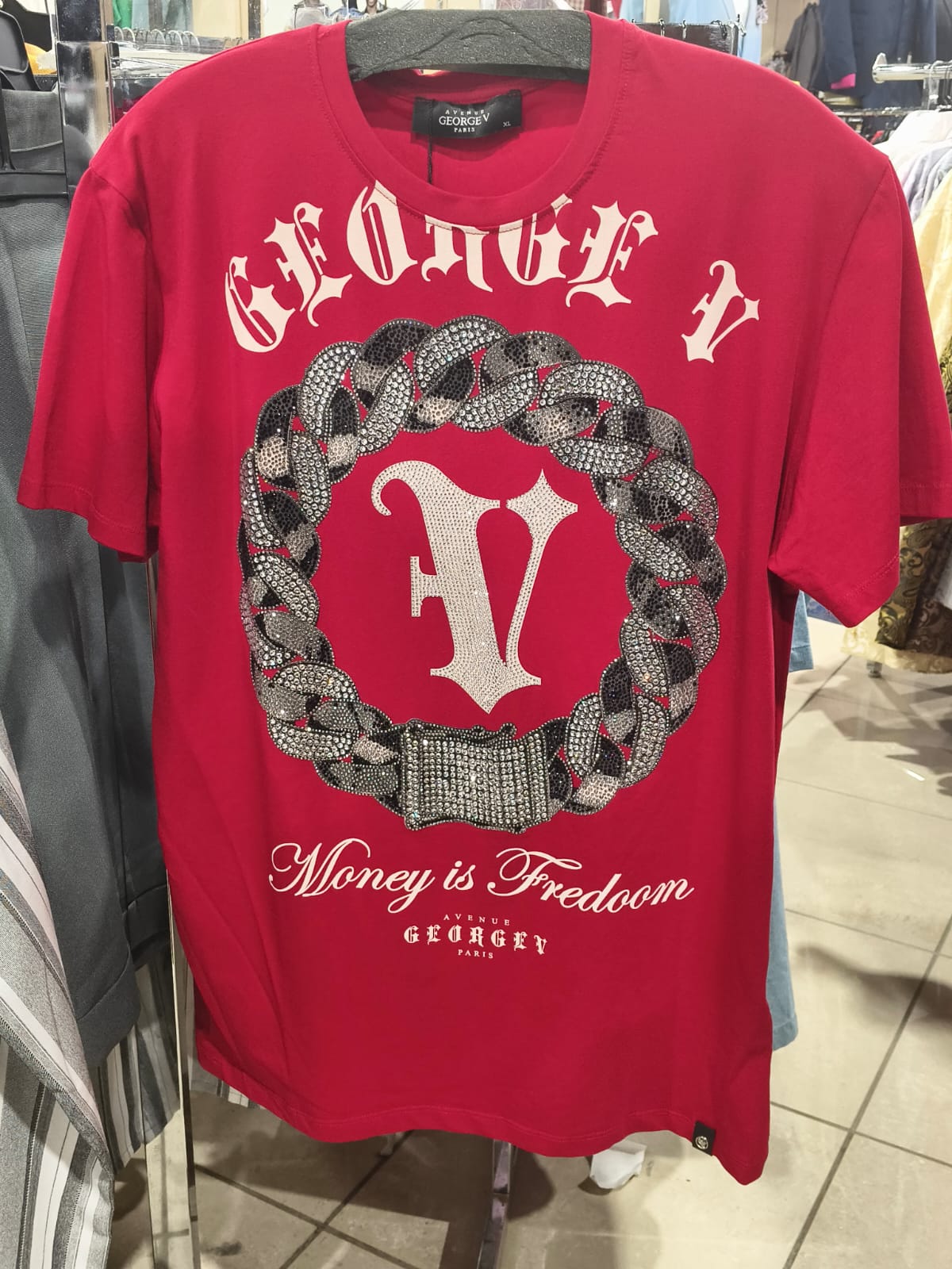George V Medusa Crest Short Sleeve T-Shirt - money-chain-red.jpg