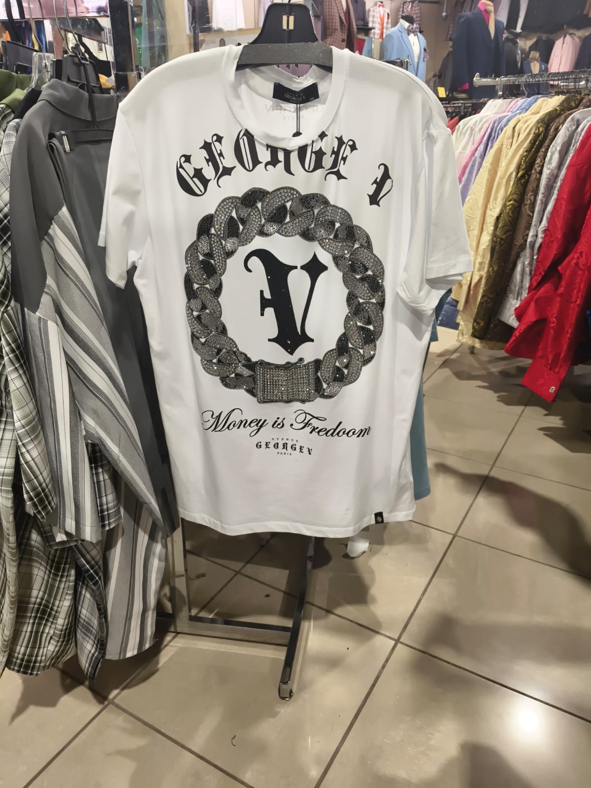 George V Medusa Crest Short Sleeve T-Shirt - money-chain-white.jpg