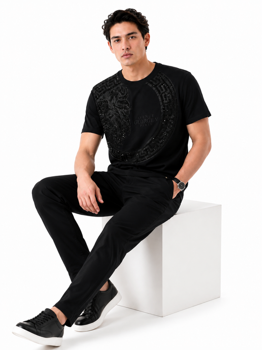 George V Tonal Lion Short Sleeve T-Shirt - Black - front - row27_front__1RIsrhlsXDLO_Q5PI6sb67Dtq2HamA45Z.png